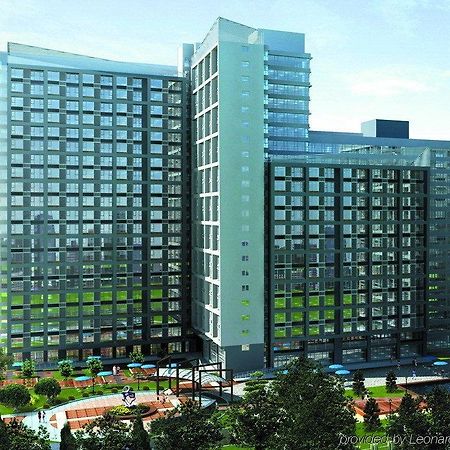 Seasons Park Apart Hotel Пекин Екстериор снимка