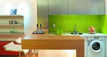 Seasons Park Apart Hotel Пекин Екстериор снимка